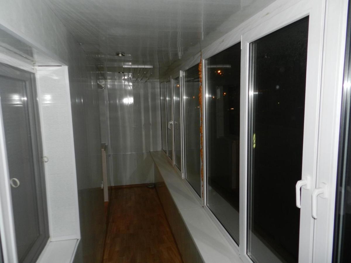1-Room Apartment 50M2 On Metalurhiv Avenue 17, By Grandhome Zaporizhia Exteriér fotografie