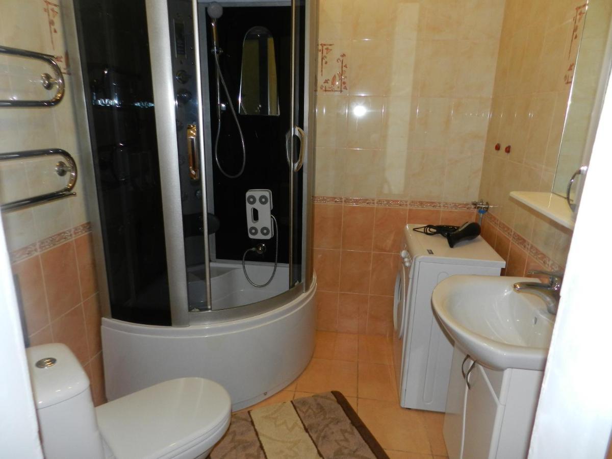1-Room Apartment 50M2 On Metalurhiv Avenue 17, By Grandhome Zaporizhia Exteriér fotografie